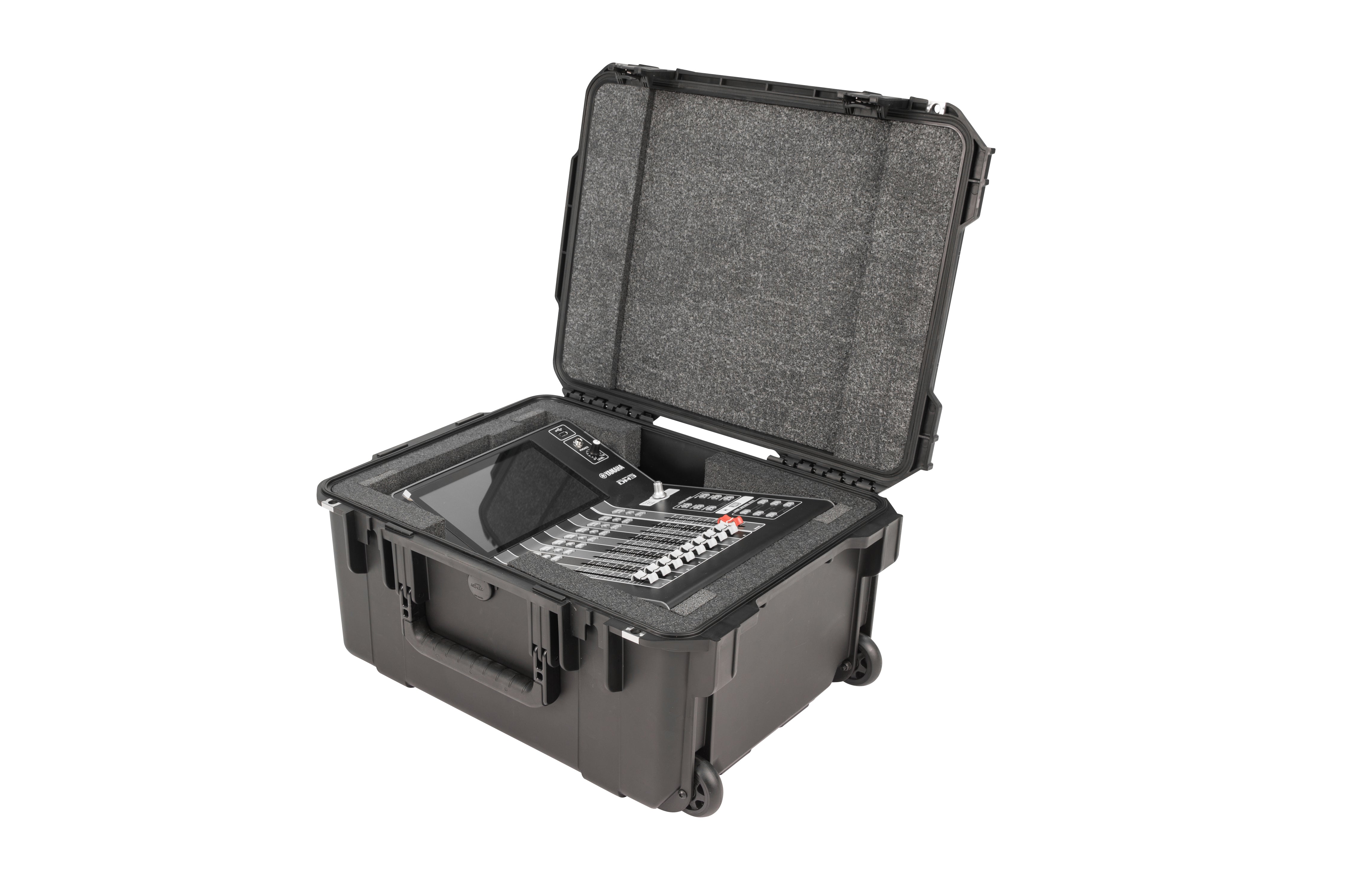 SKB 3I-2015-10-DM3 iSeries Yamaha DM3 Mixer Case
