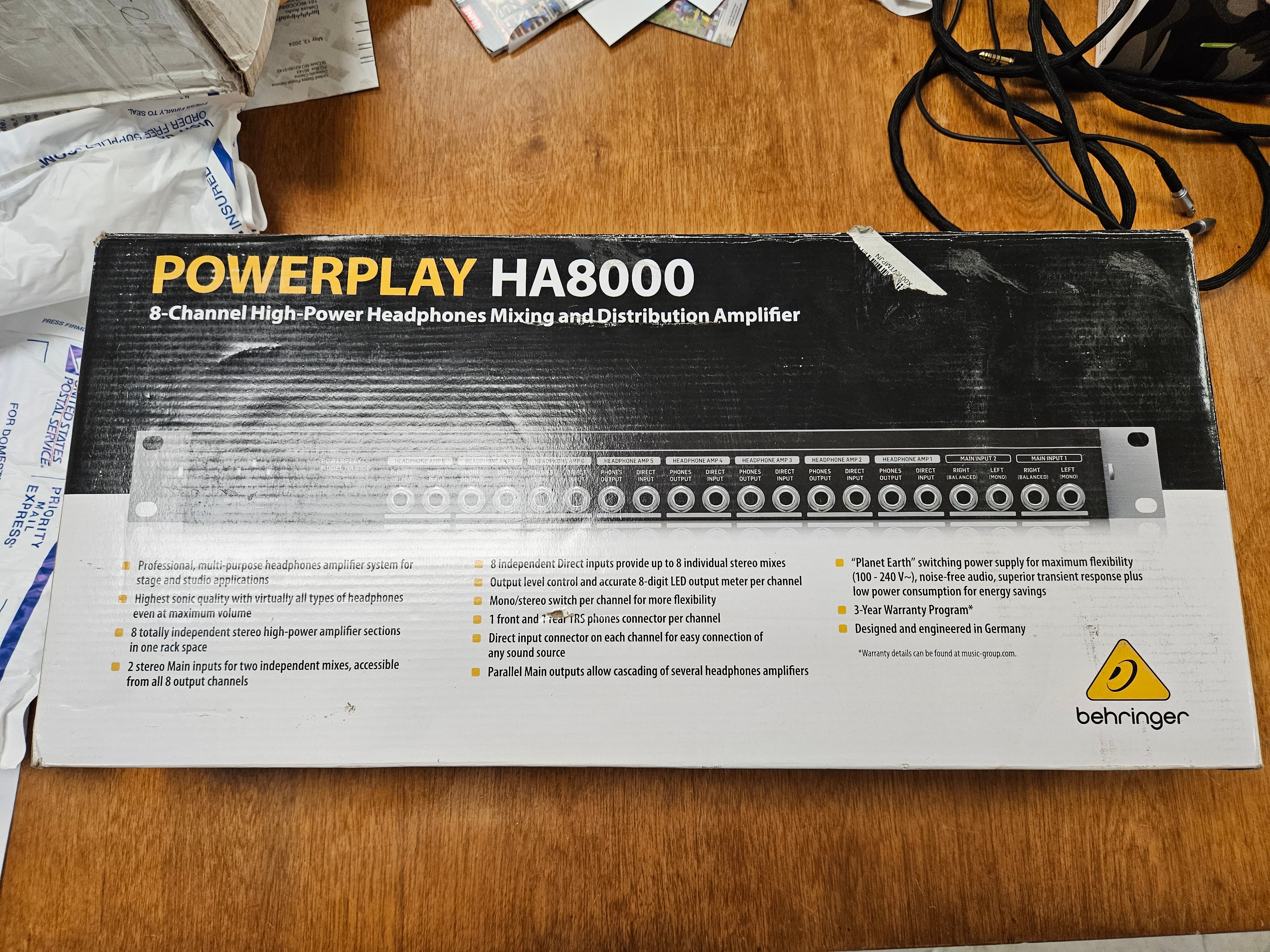 Behringer Powerplay HA8000 8-Channel High-Power Headphones Mixing and Distribution Amplifier - Used