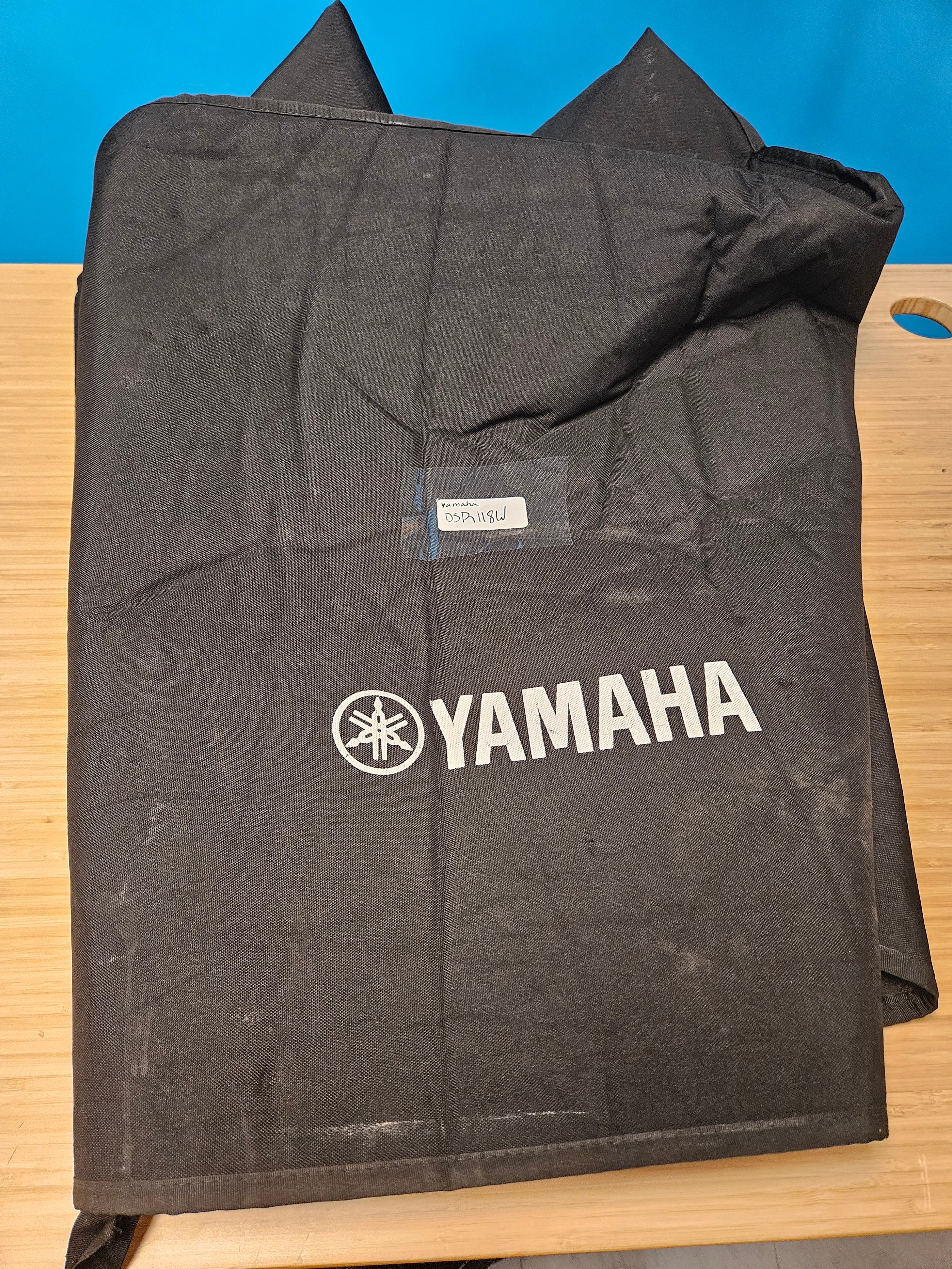 Yamaha DSR118W COVER Padded Cover for the DSR118W Active Loudspeaker