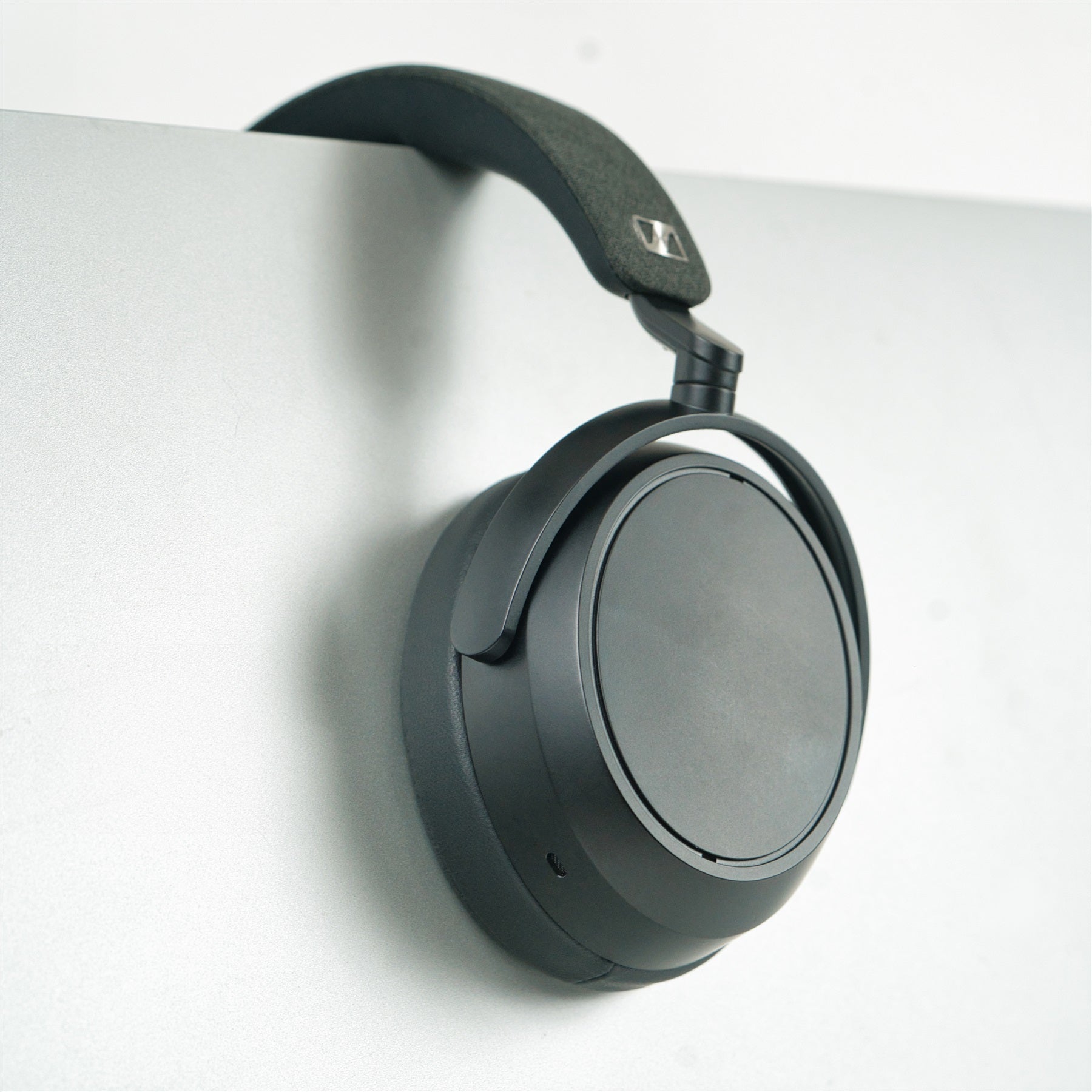 Dekoni Audio Choice Leather Earpads for Sennheiser Momentum 4 Headphones