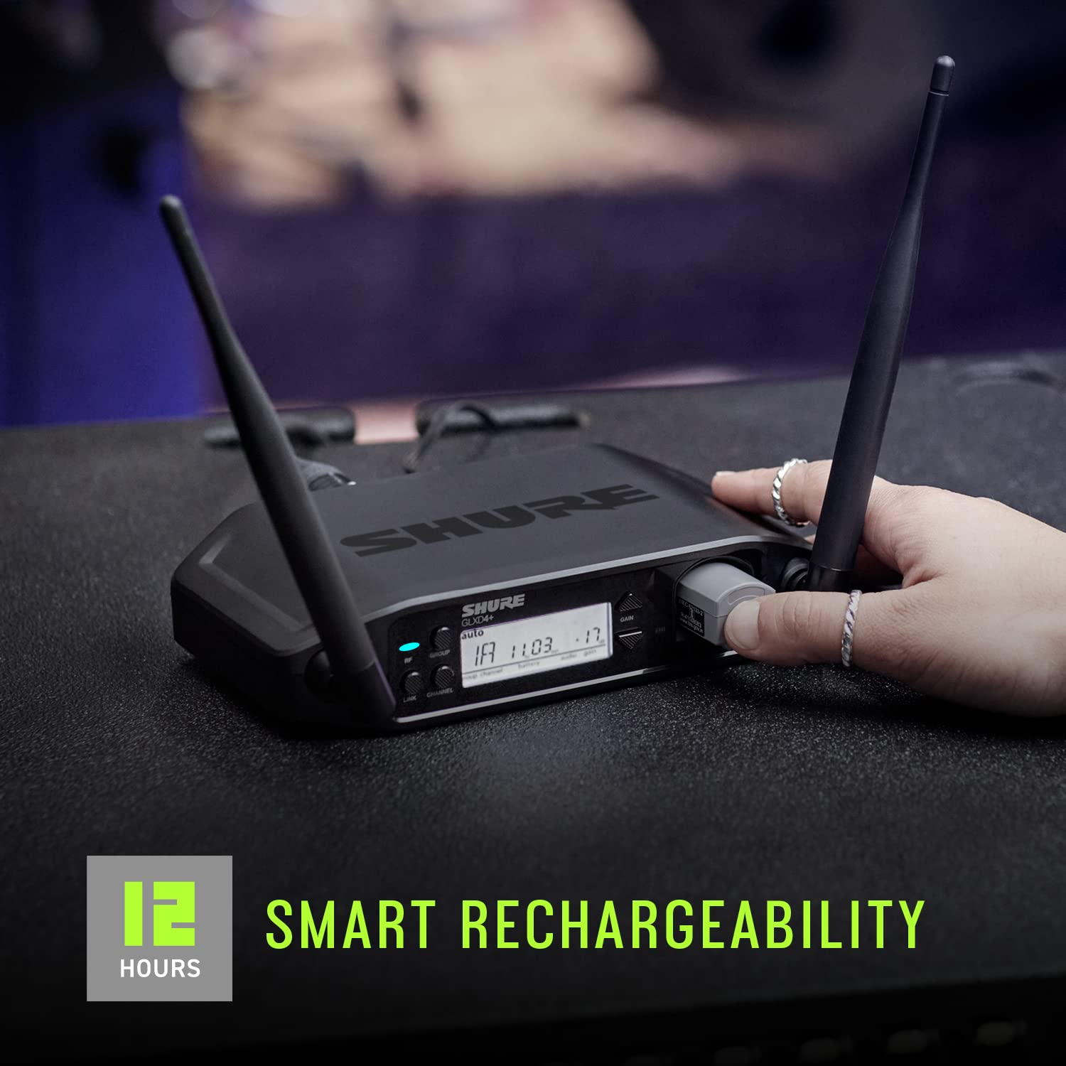 Shure GLXD4+-Z3 Digital Wireless Dual Band Tabletop Receiver (Z3: 2.4, 5.8 GHz)