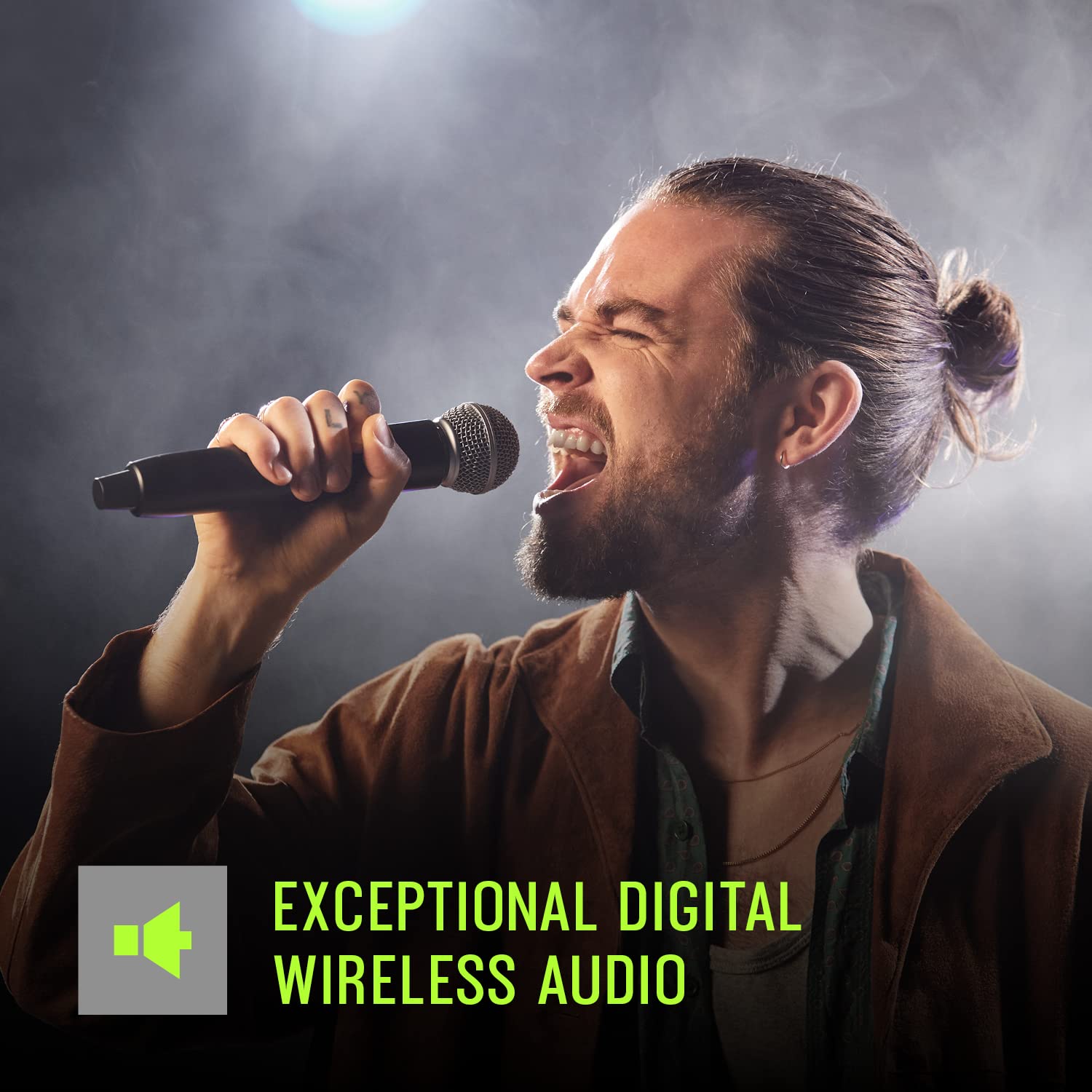 Shure GLXD4+-Z3 Digital Wireless Dual Band Tabletop Receiver (Z3: 2.4, 5.8 GHz)