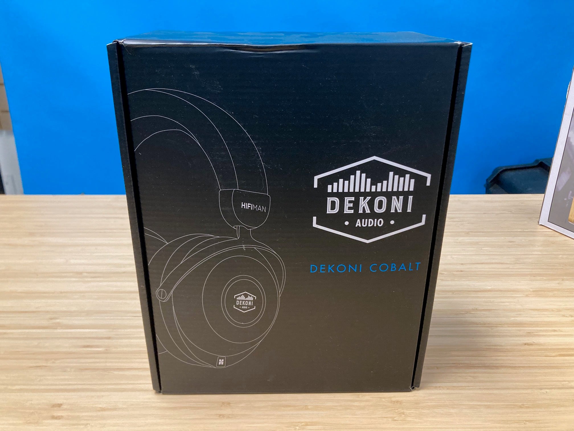 Dekoni x HIFIMAN Cobalt Closed Back Headphones | Audiophile Headphones | Wired Over-Ear Headphones Open Box