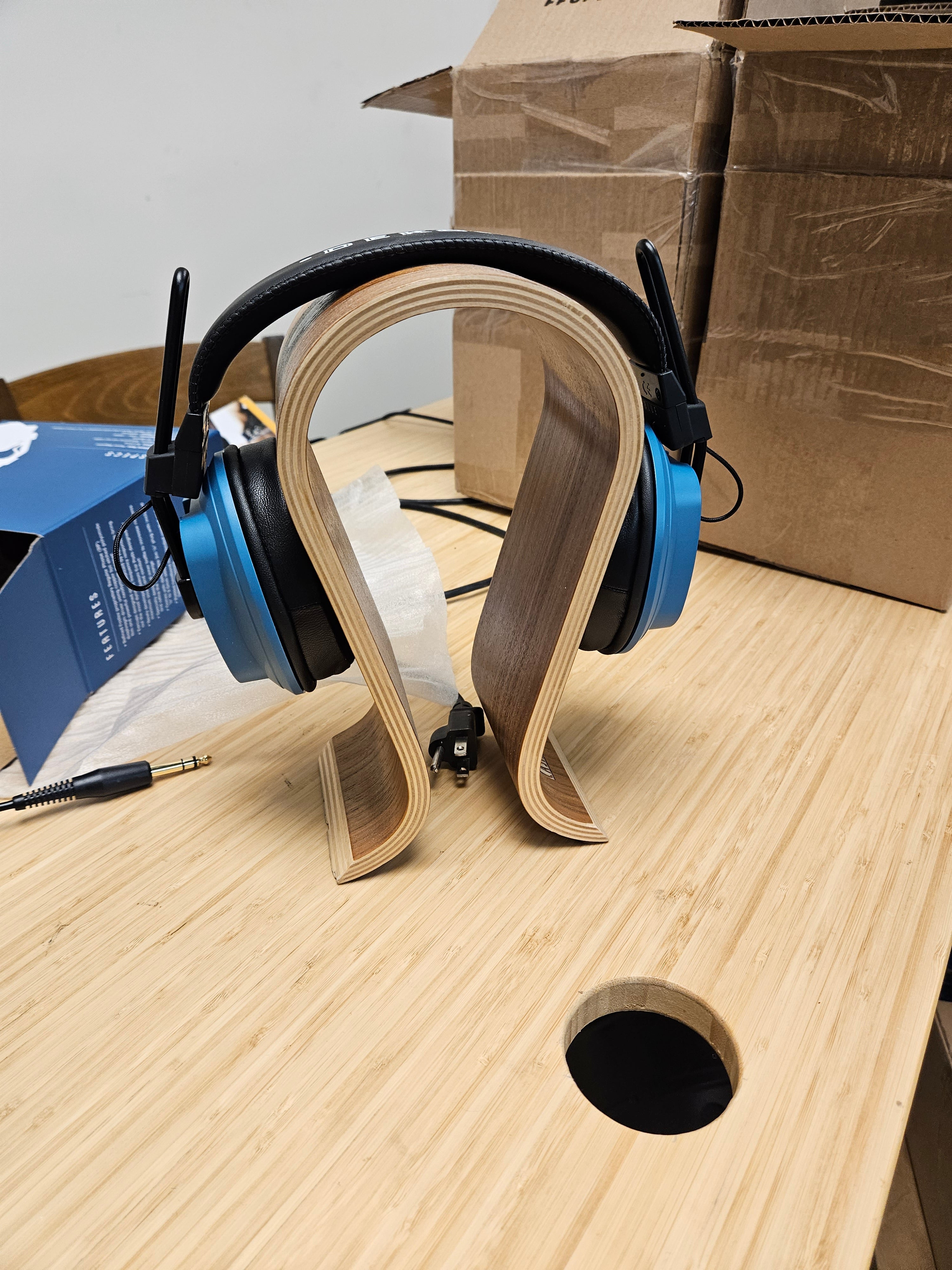 Dekoni Audio Blue – Fostex/Dekoni Audiophile HiFi Planar Magnetic Headphone - Used