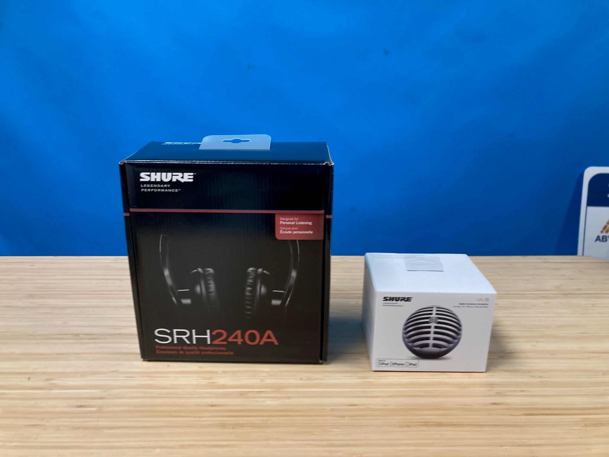 Shure MV5A-240 Bundle Mobile Recording Kit - Used