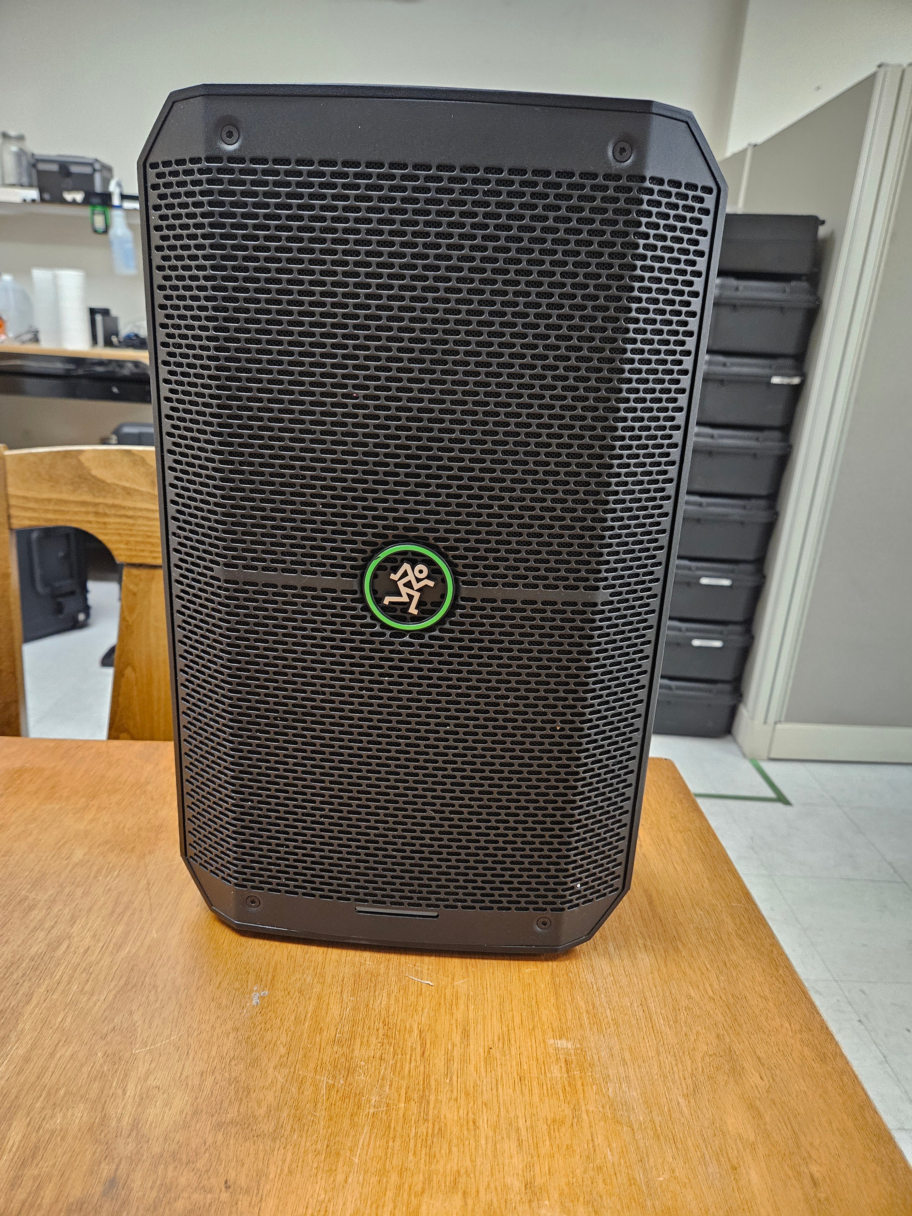 Mackie Thump GO 8 Portable Battery Powered Loudspeaker Open Box