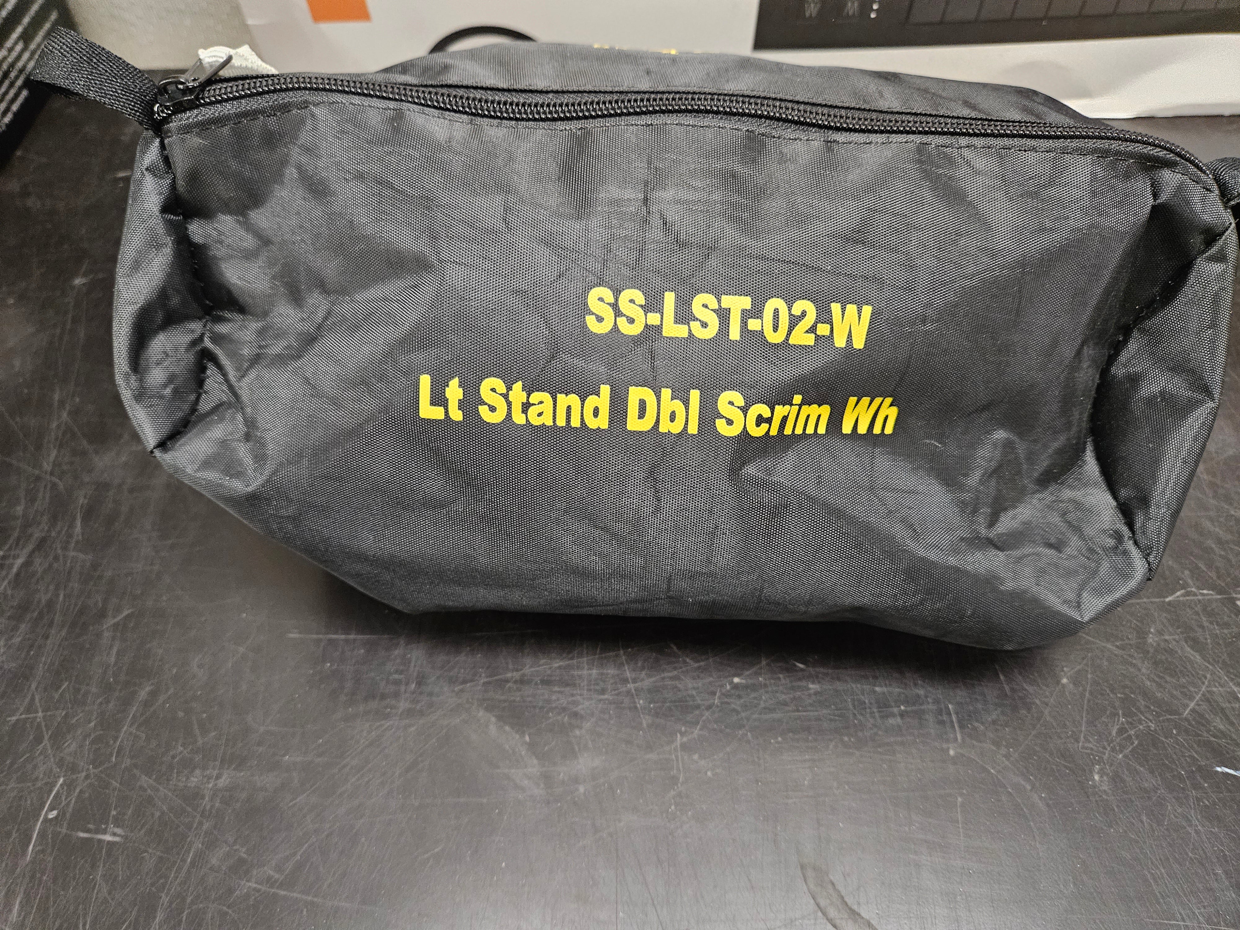 Scrim King SS-LST-02-W Double Sided Lighting Stand Scrim, White - Used
