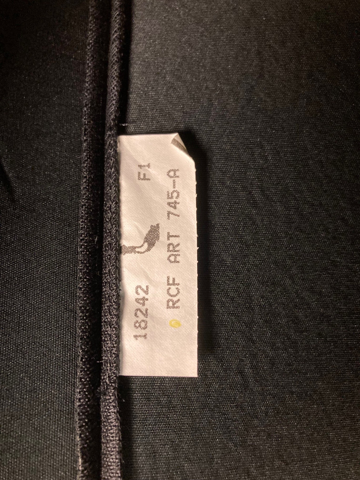 Undercover ART745 Deluxe Padded Speaker Cover