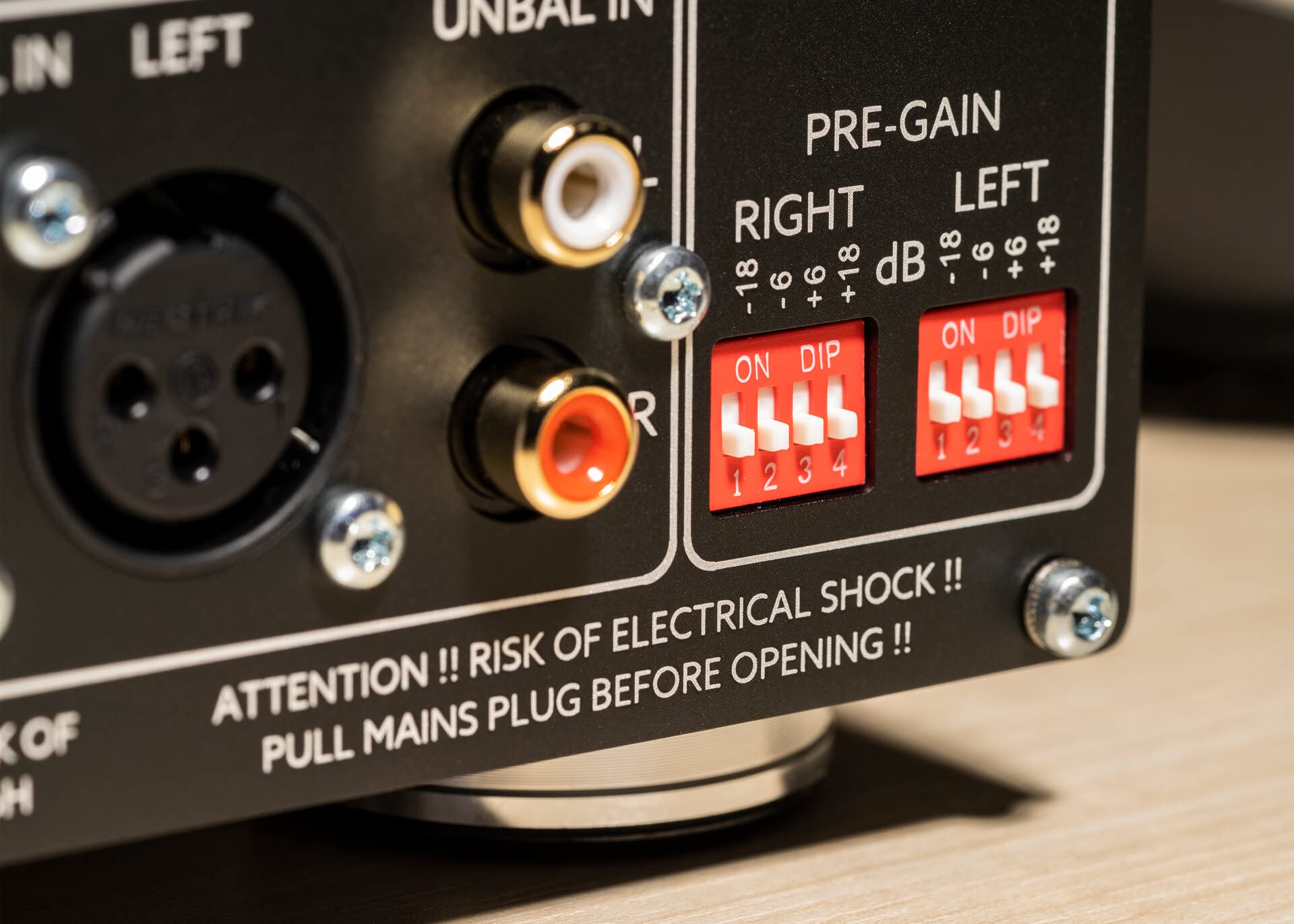 Violectric HPA V222 Headphone amplifier