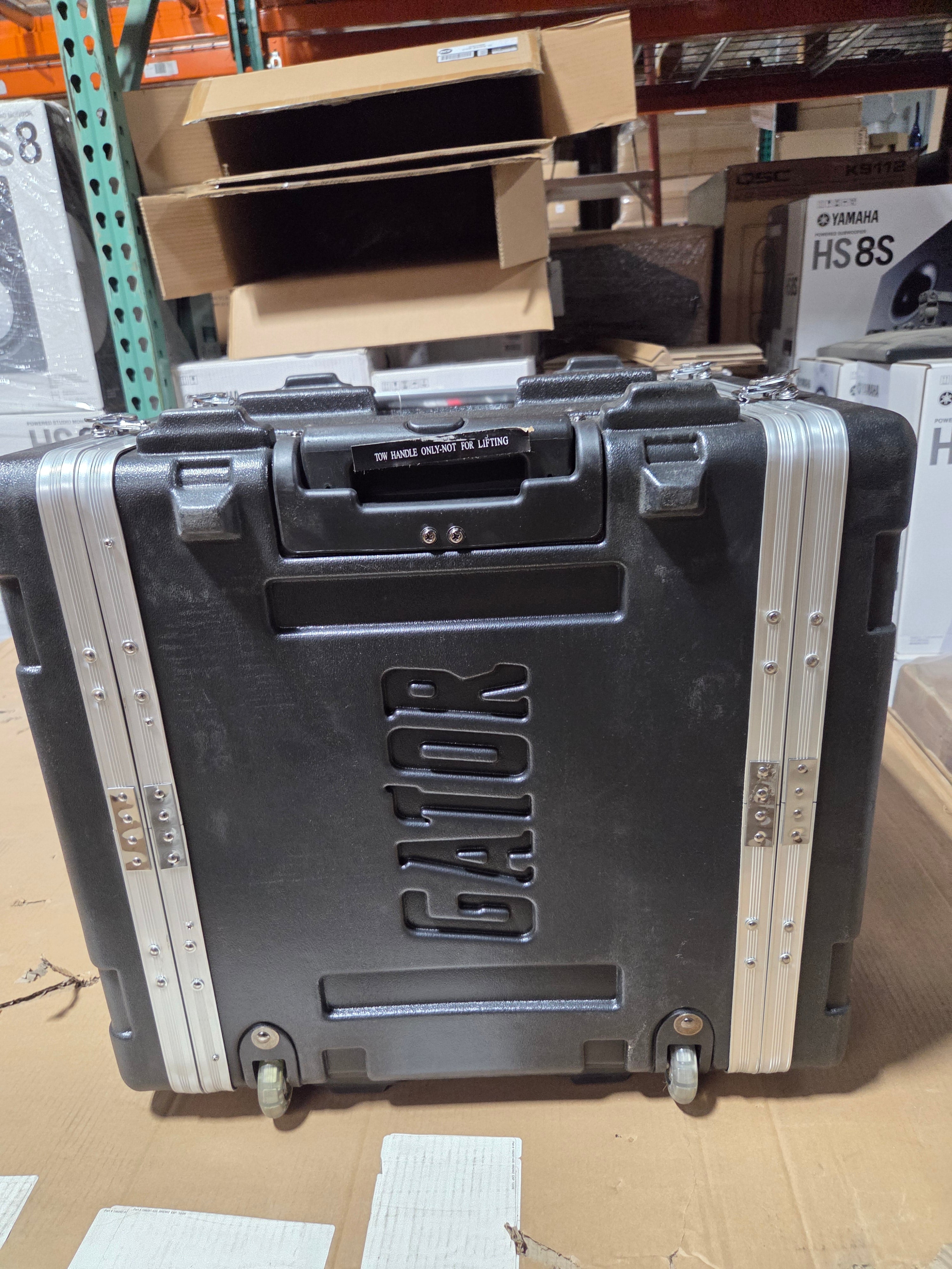 Gator GRR-8PL-US Powered Roller Rack Case (B-Stock)