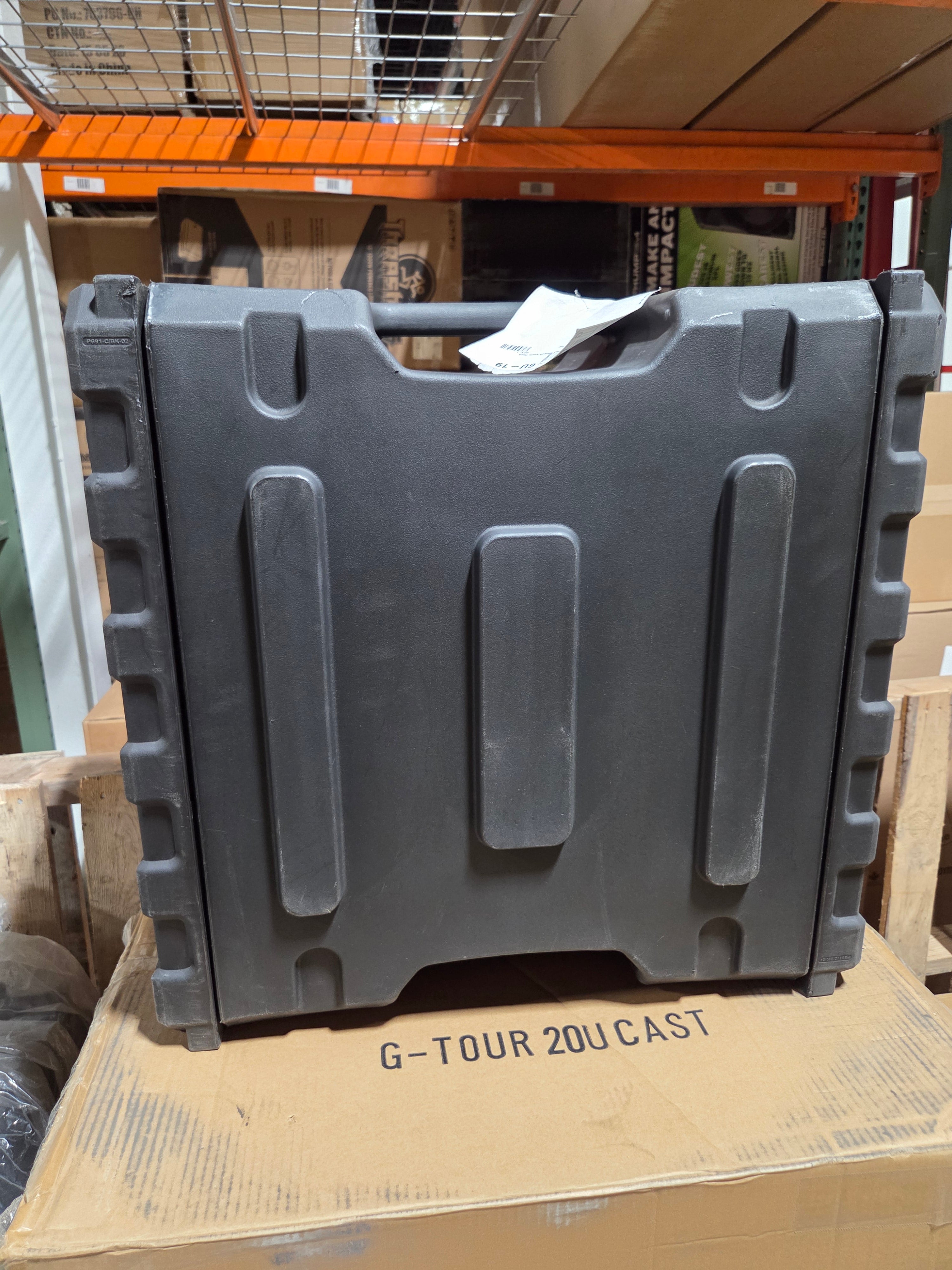 Gator G-PRO-6U-19 6-Space Rotationally Molded Rack Case (B-Stock)