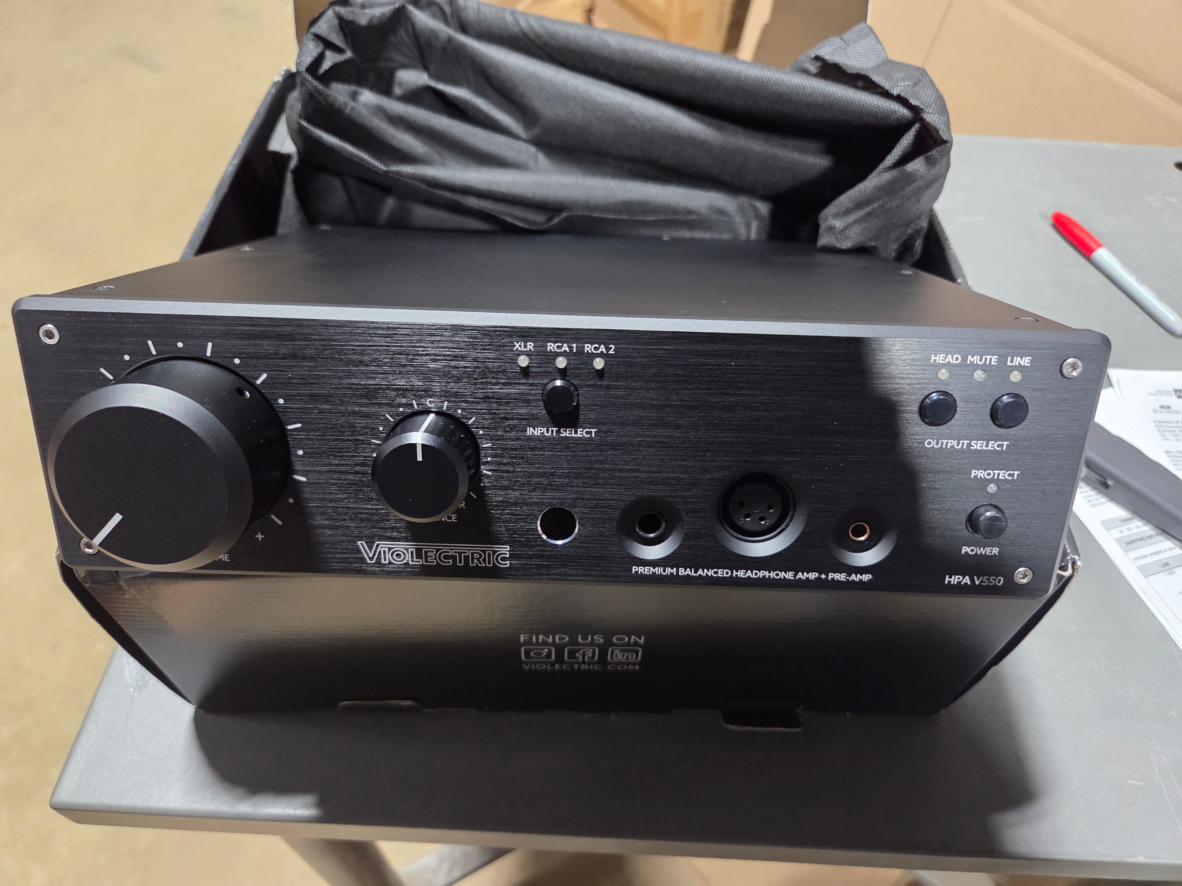 Violectric HPA V550 Headphone amplifier - B-Stock