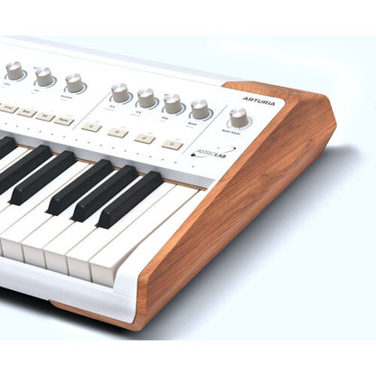 Arturia ASTROLAB Avant-Garde Stage Keyboard