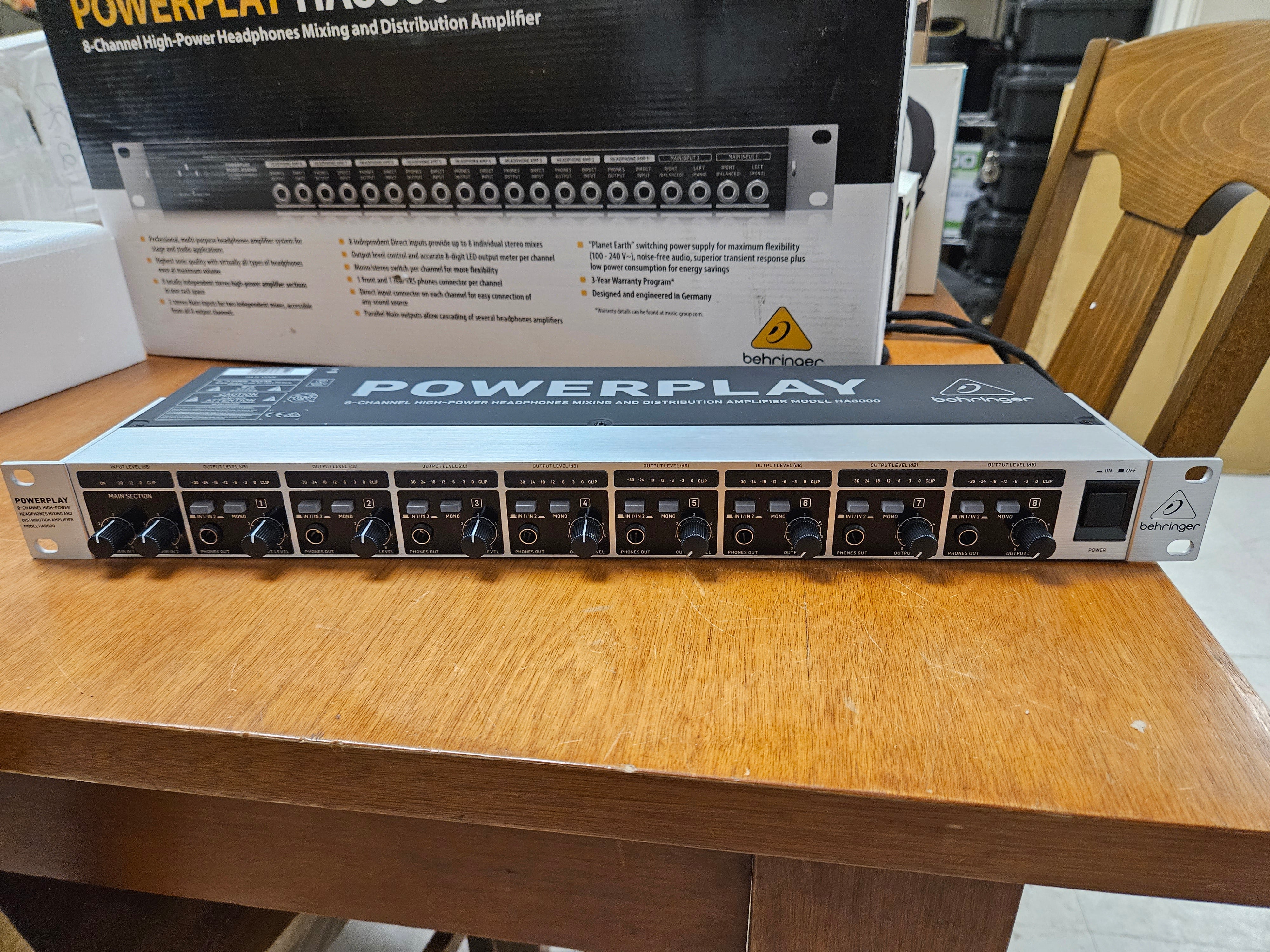 Behringer Powerplay HA8000 8-Channel High-Power Headphones Mixing and Distribution Amplifier - Used