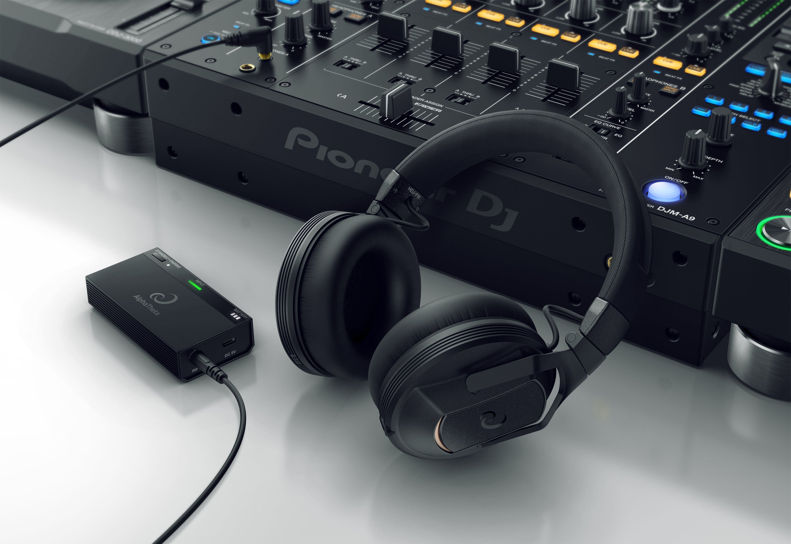 AlphaTheta HDJ-F10-TX Wireless Monitor Headphones (with Transmitter)