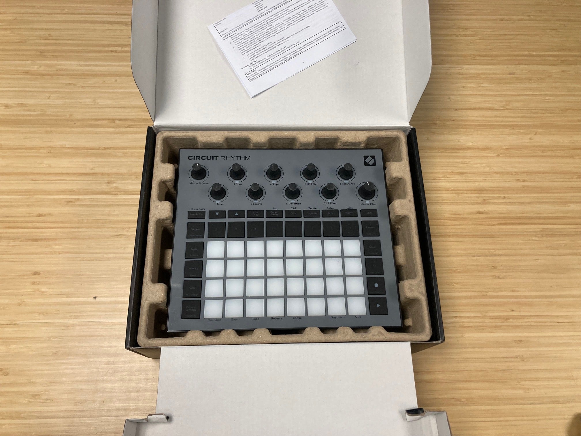 Novation Circuit Rhythm - Standalone Beatmaking Sampler