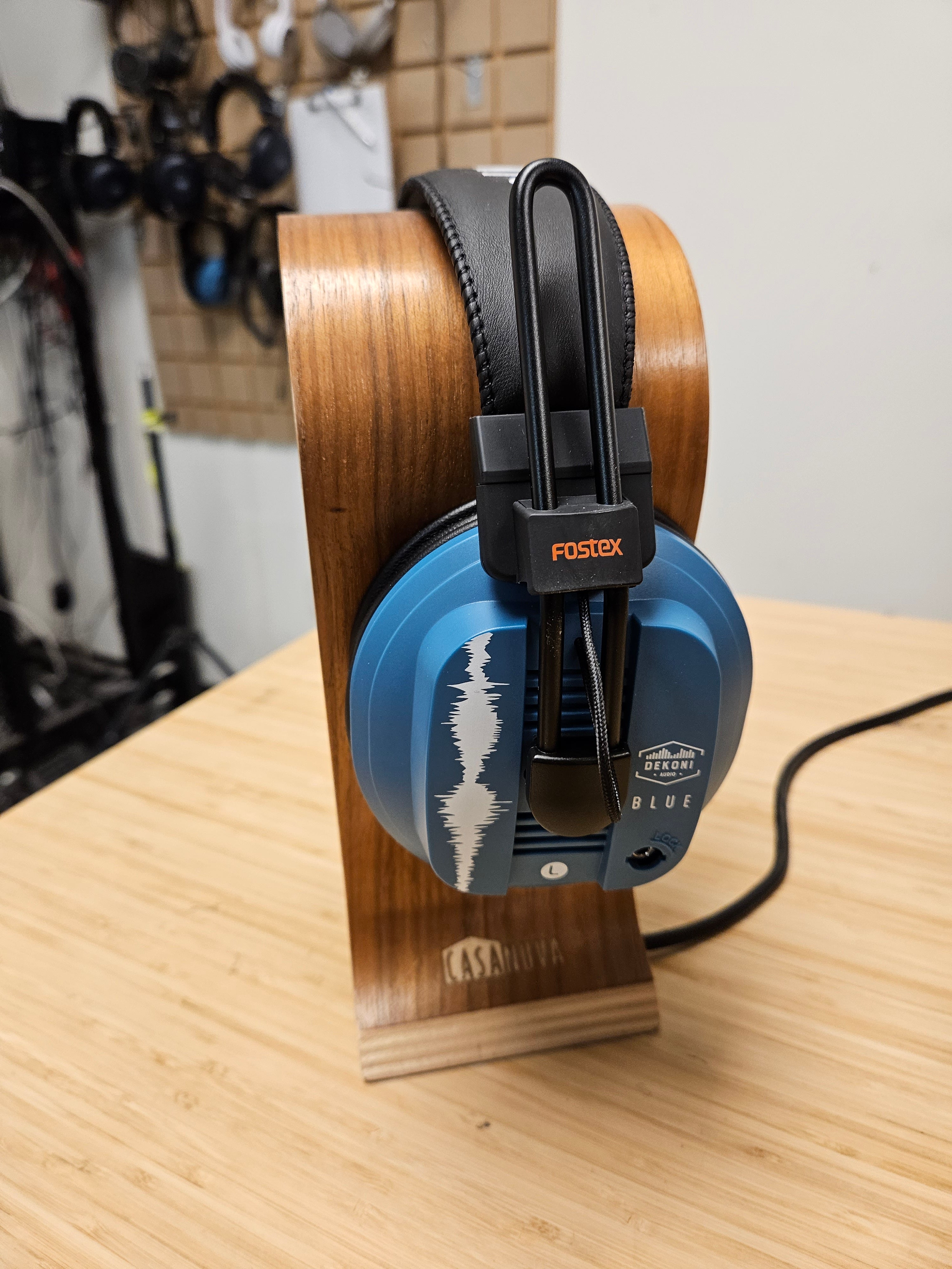 Dekoni Audio Blue – Fostex/Dekoni Audiophile HiFi Planar Magnetic Headphone - Used