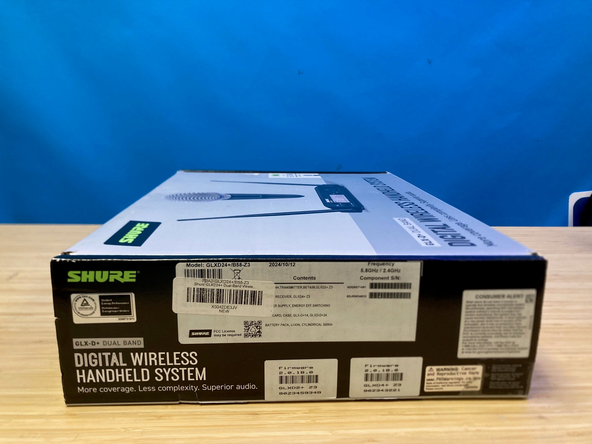 Shure GLXD24+ Dual-Band Wireless Vocal System with BETA 58A Microphone (Z3: 2.4, 5.8 GHz) - Used