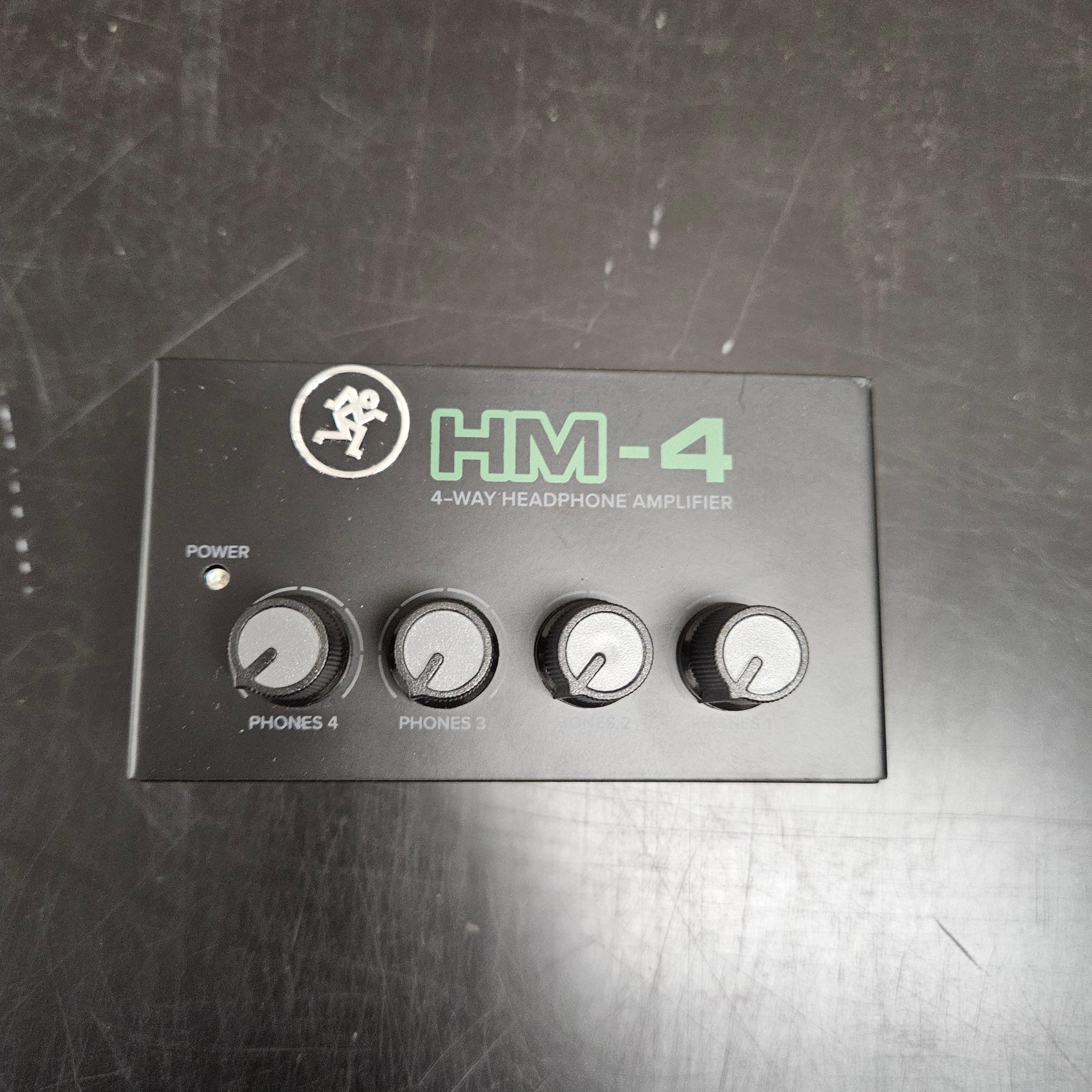 Mackie HM-4 4-Way Headphone Amplifier Open Box