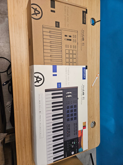 Arturia KeyLab 61 mk3 Professional MIDI Controller and Software (Black)