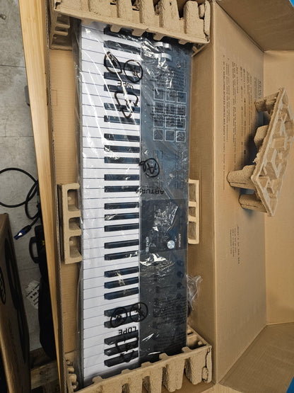 Arturia KeyLab 61 mk3 Professional MIDI Controller and Software (Black)
