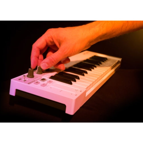 Arturia KeyStep USB MIDI Controller and Polyphonic Sequencer Open Box