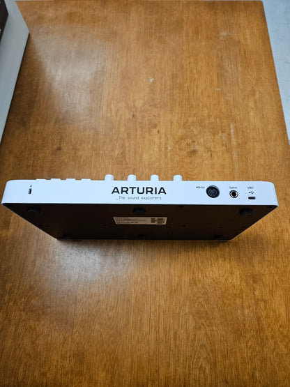 Arturia MiniLab 3 Plug-And-Play MIDI Controller - Used