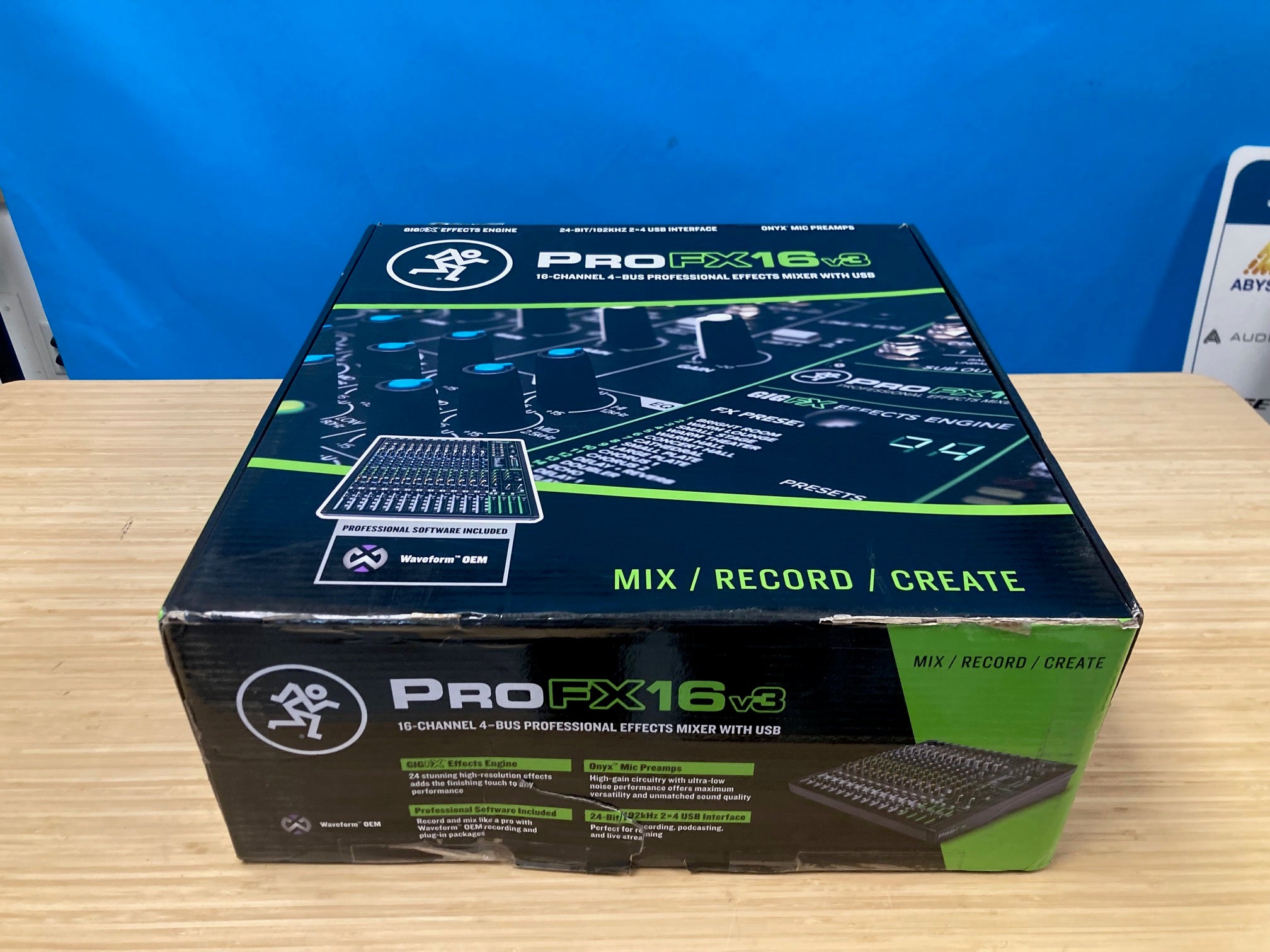 Mackie ProFX16v3 16 Channel Sound Reinforcement Mixer w/ Built-In Effects Open Box