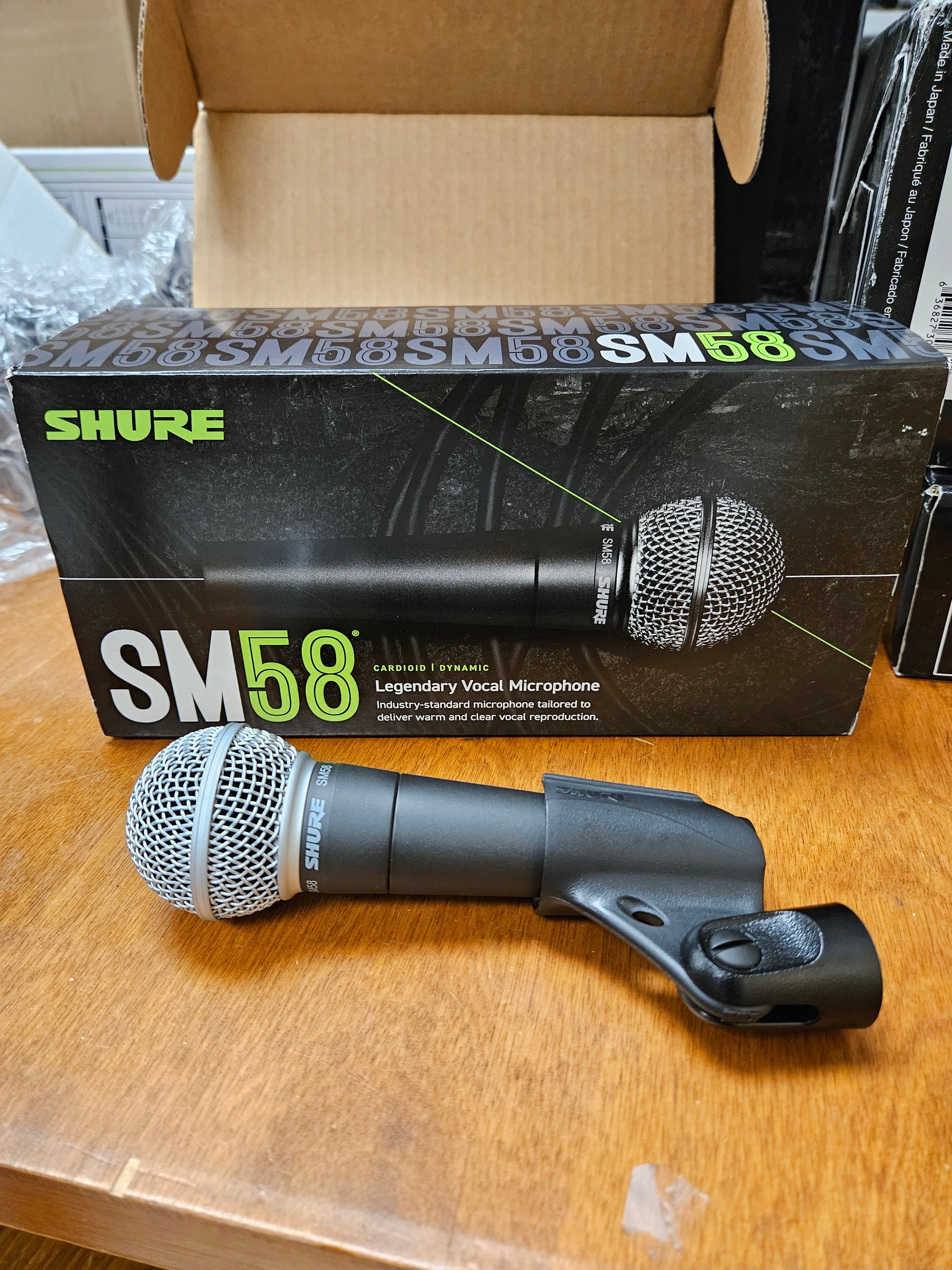 Shure SM58-LC Professional Cardioid Dynamic Live Performance Vocal