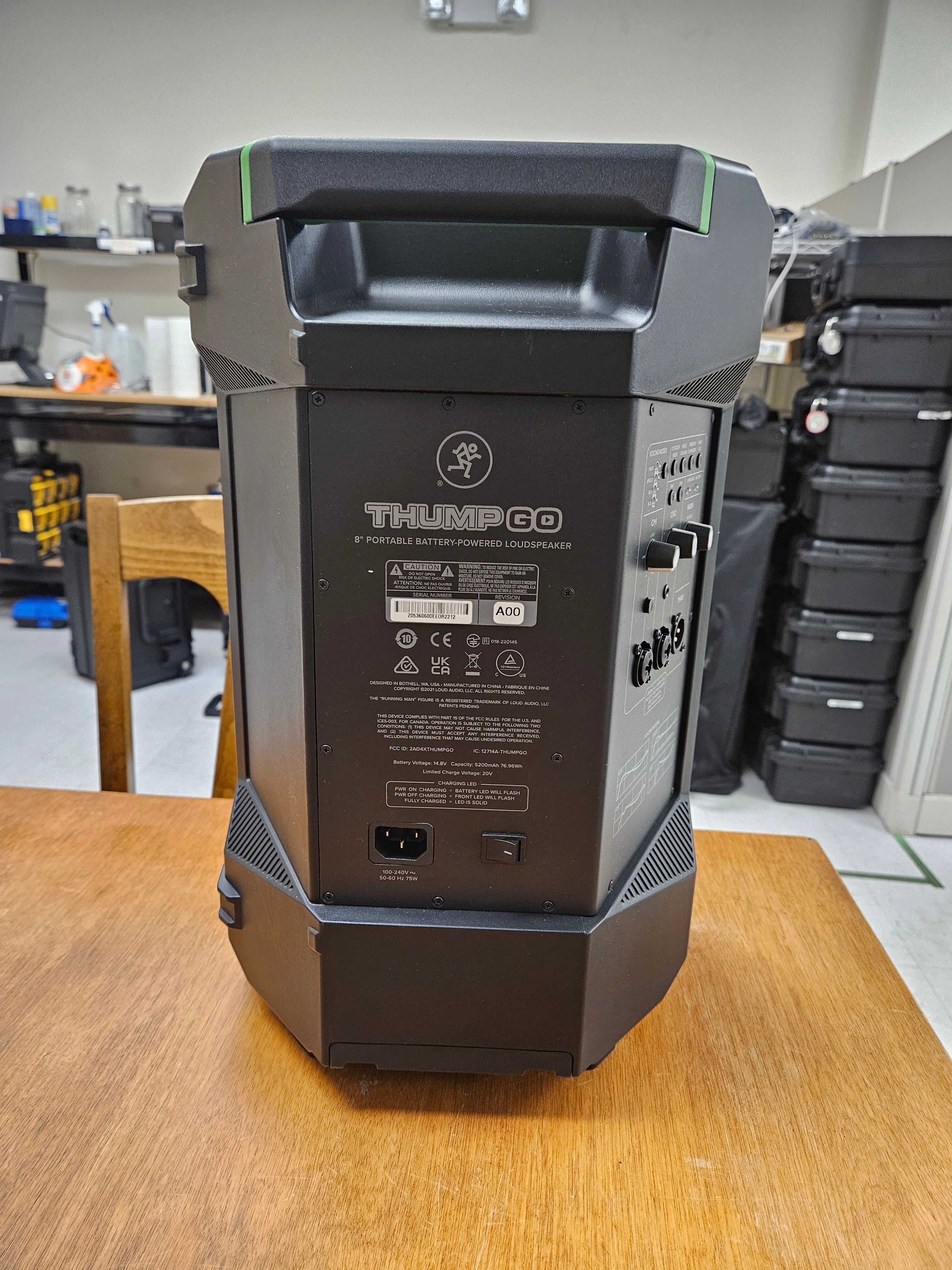 Mackie Thump GO 8 Portable Battery Powered Loudspeaker Open Box