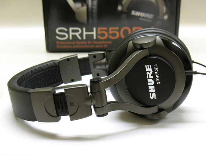 Shure SRH550DJ Professional Quality DJ Headphones