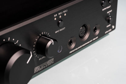 B-Stock Violectric HPA V550 Pro Desktop Headphone Amplifier and Preamp (B-Stock)