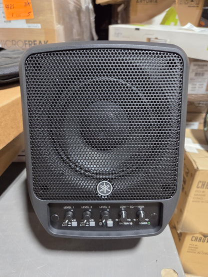 Yamaha STAGEPAS 100BTR Portable 6.5 Battery Powered PA w/ 3-channel Mixer - Used