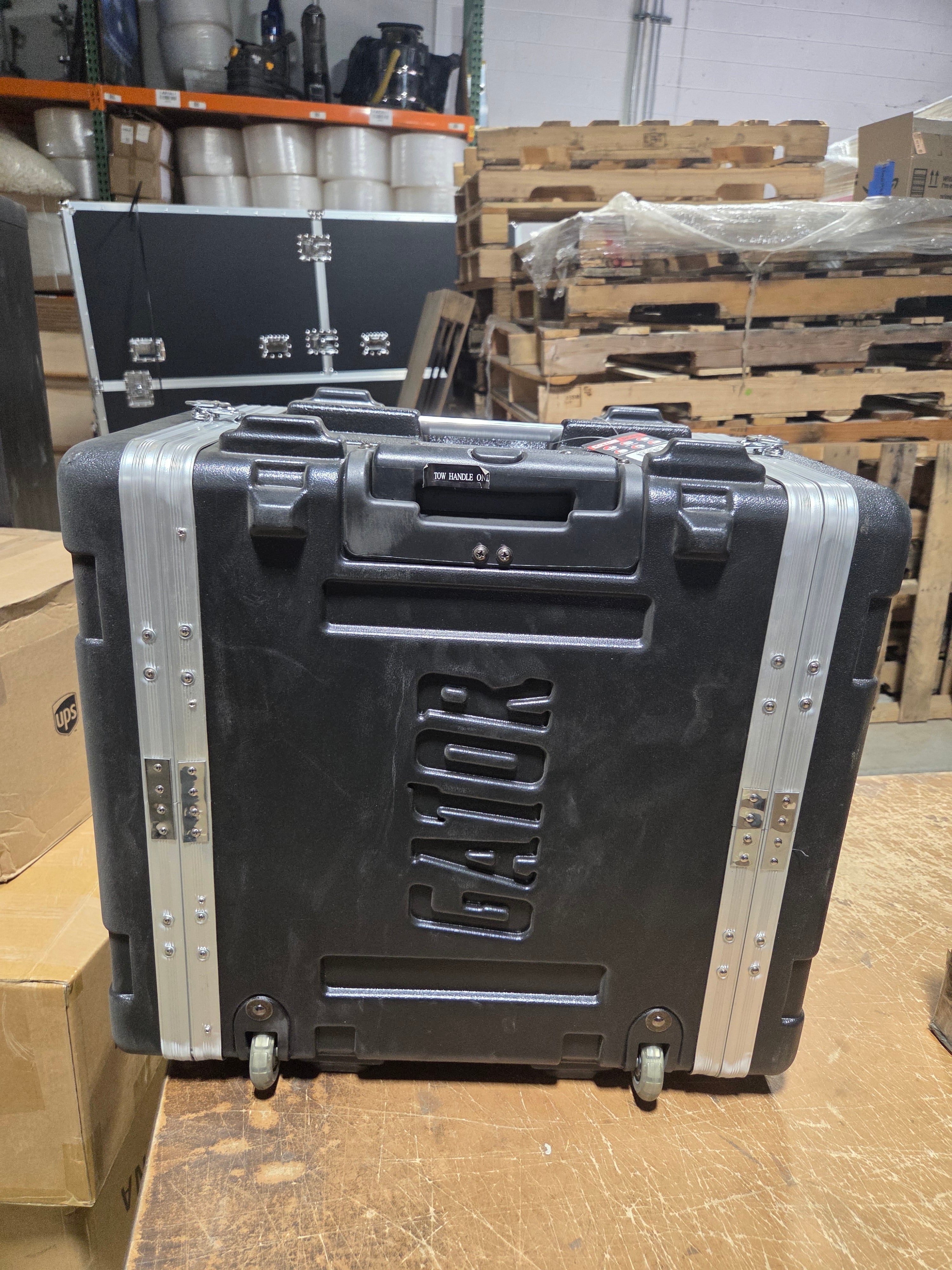 Gator RR-6PL-US Powered Roller Rack Case (B-Stock)