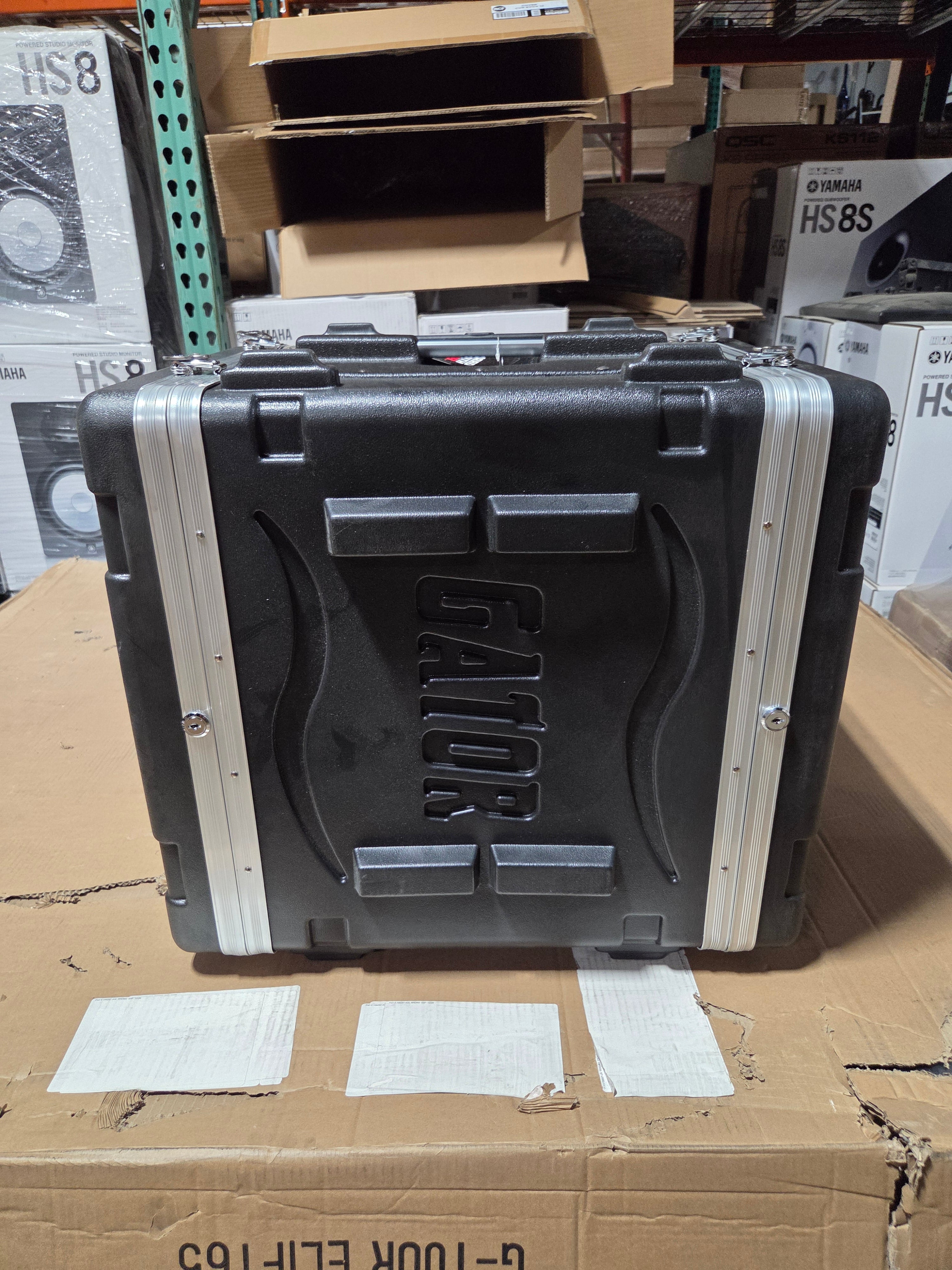 Gator GRR-8PL-US Powered Roller Rack Case (B-Stock)