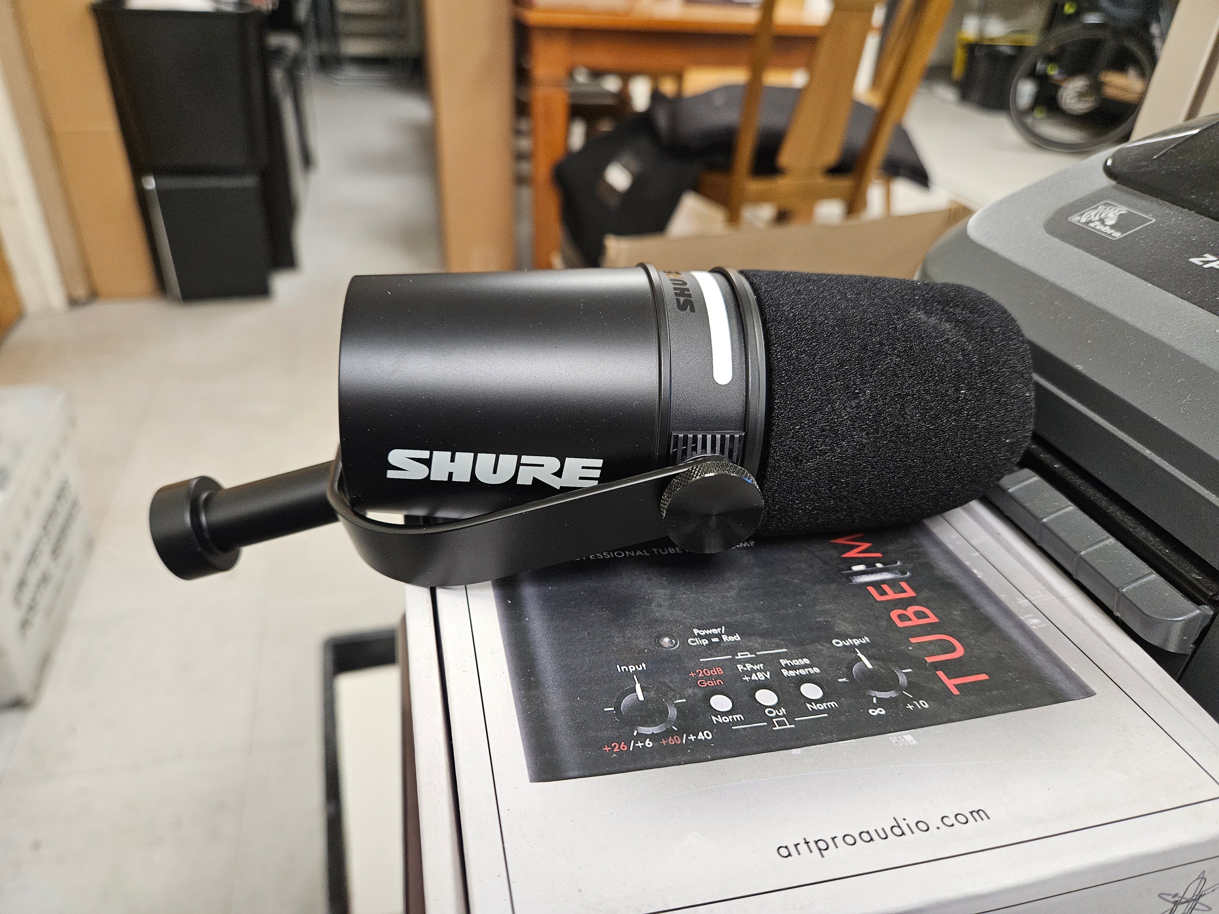 Shure MV7+ XLR/USB-C Dynamic Podcasting Microphone (Black) - Used